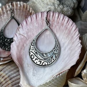 Silpada W1782 Matte Sterling Silver Cut Out Earrings